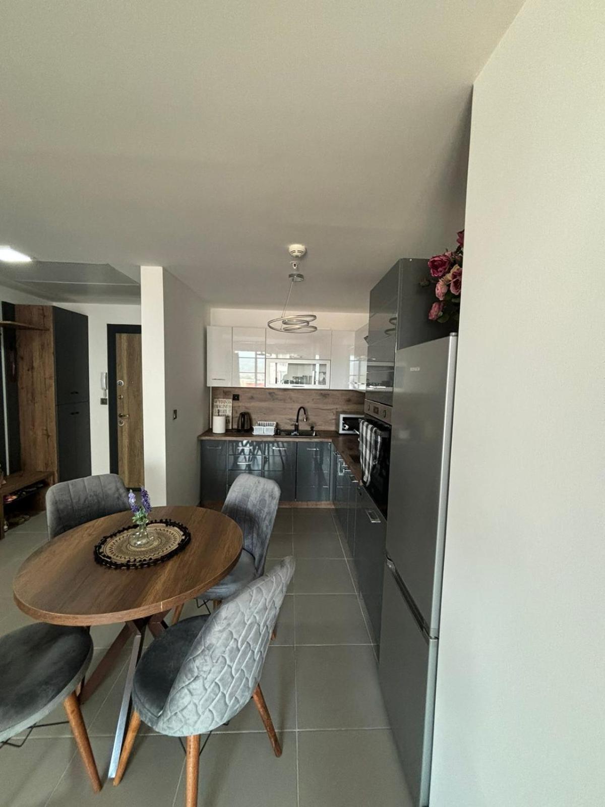 Sky Angel Apartment